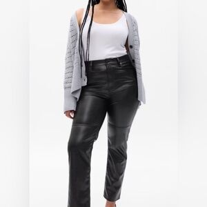 Gap Cheeky Straight High-Rise vegan leather black  pants 31/12 Tall